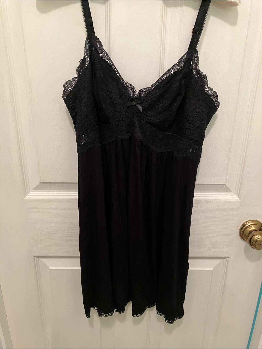 Women’s Medium Black Chemise